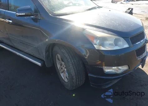 2012 Chevrolet Traverse 1Lt z USA, uszkodzony, nr VIN 1GNKVGED5CJ189703